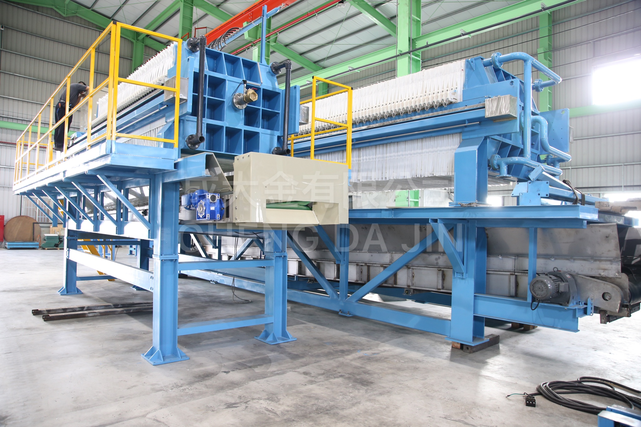 漏斗式交叉隔膜